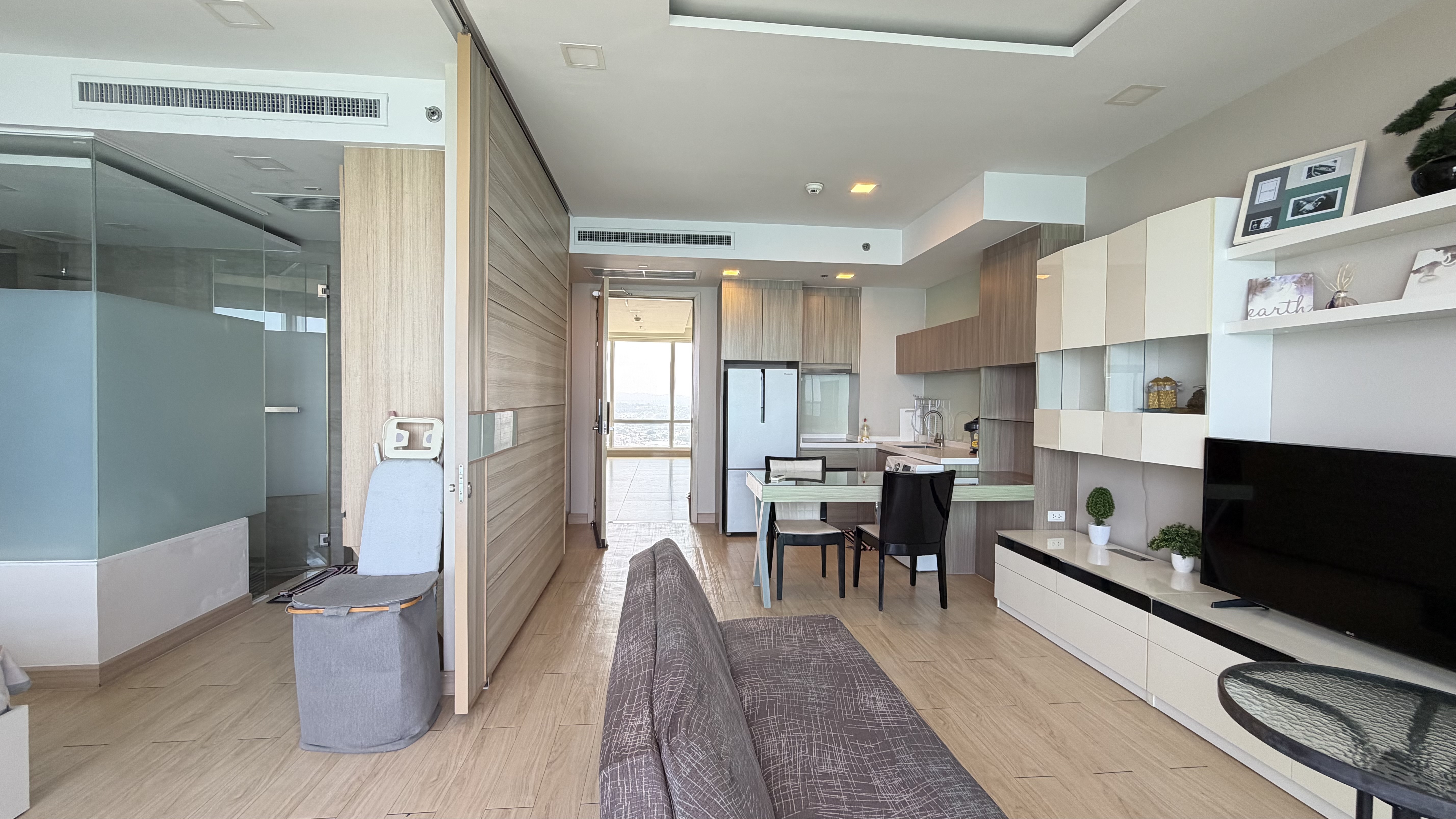 Sea View Condo for rent in Jomtien photo 19