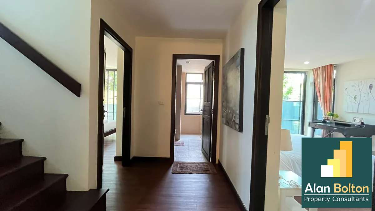 Newly Renovated 4 Bed Pool Villa in East Pattaya - The Village At Horseshoe Point photo 19