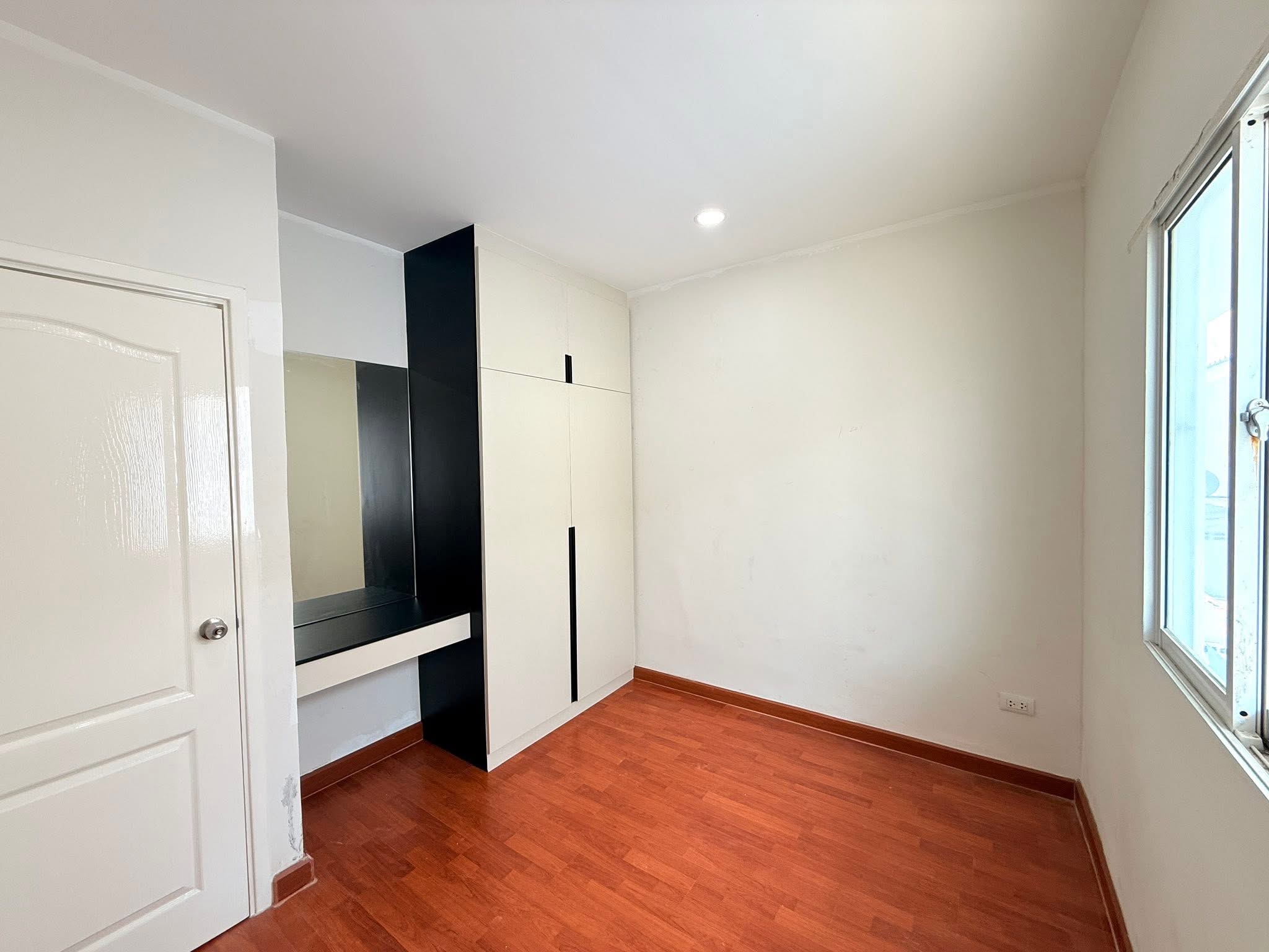 Townhome For Sale photo 28