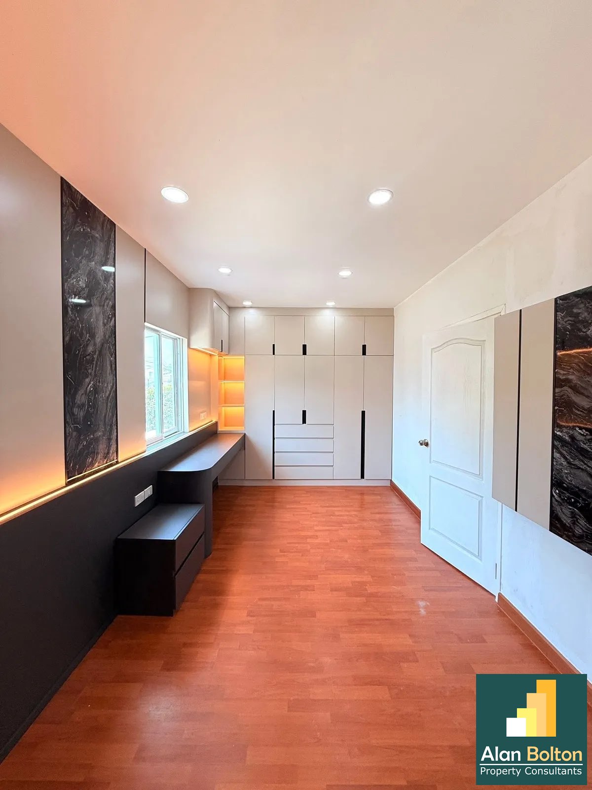 Townhome For Sale photo 17