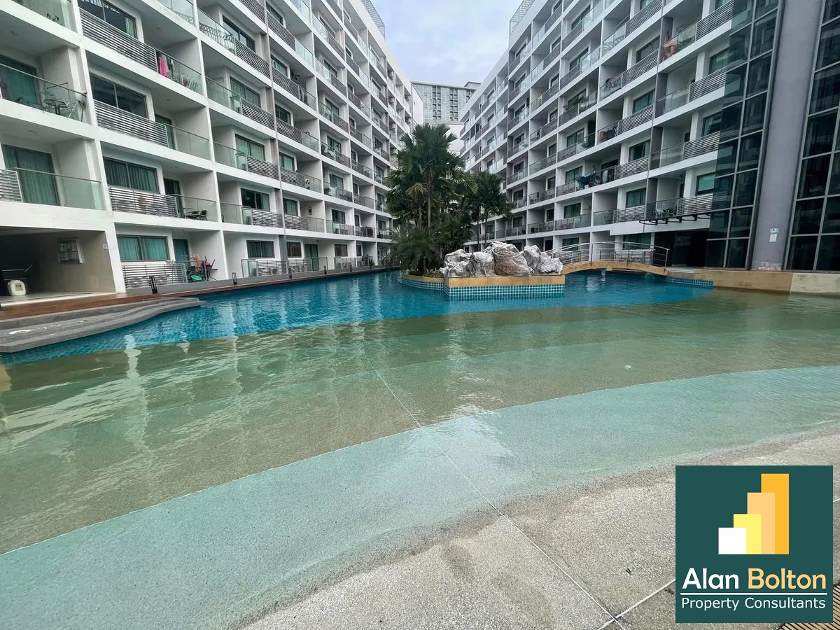 Studio Condo For Rent photo 17