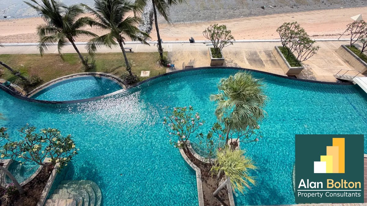 Beachfront Two Bedroom condominium For Rent in Naklua