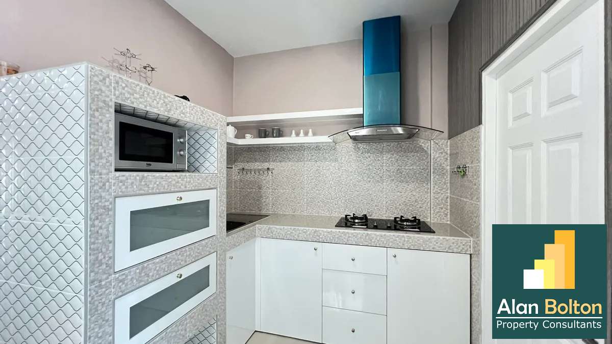Townhouse for rent 2 Bedrooms 2 Bathrooms in East Pattaya photo 16