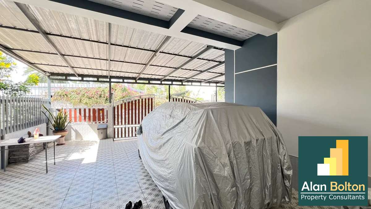 Townhouse for rent 2 Bedrooms 2 Bathrooms in East Pattaya photo 8
