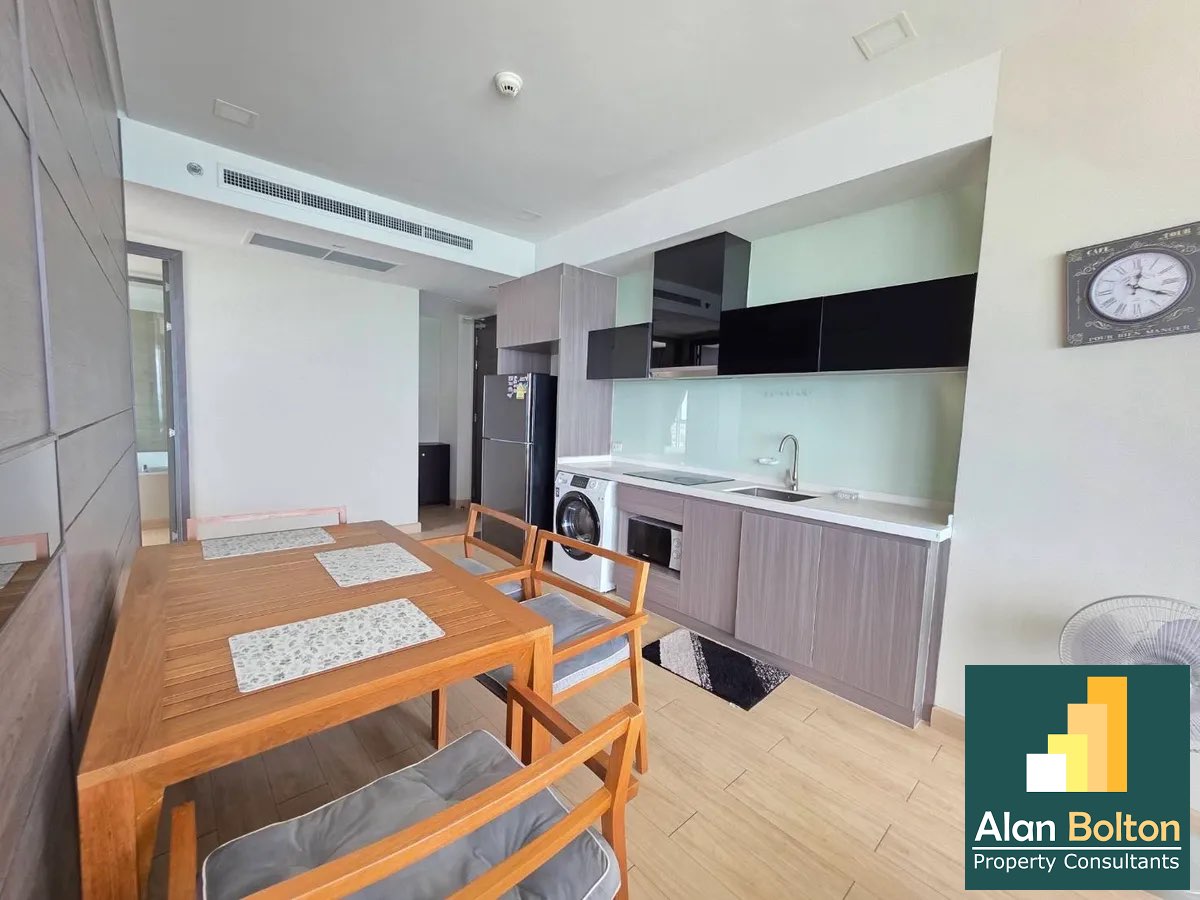 Breathtaking Sea View! 2-Bedroom Condo for Rent in Jomtien photo 7