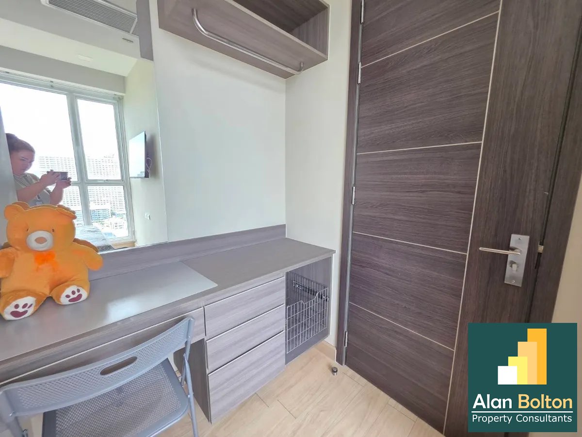 Breathtaking Sea View! 2-Bedroom Condo for Rent in Jomtien photo 8