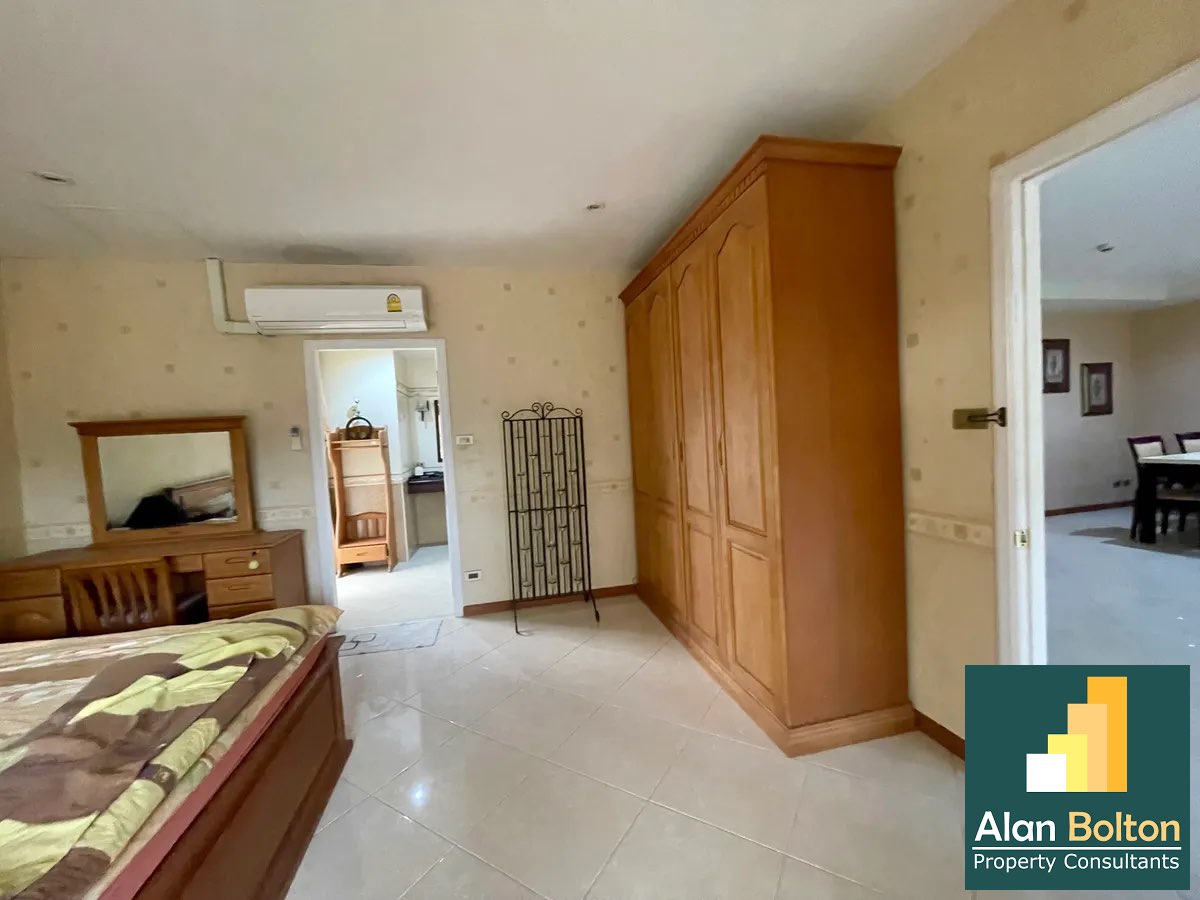 2 Bed 2 Bath Condo In Wongamat photo 15