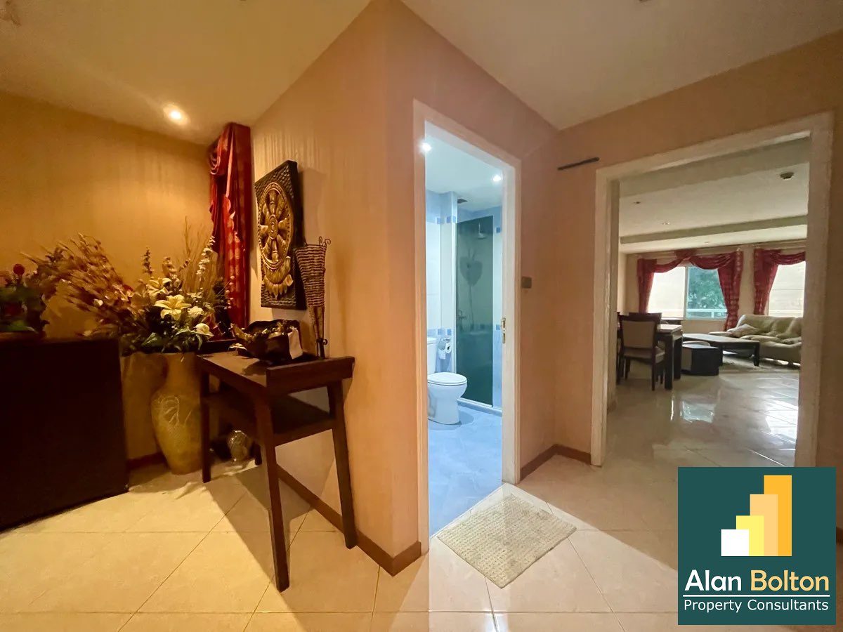 2 Bed 2 Bath Condo In Wongamat photo 12