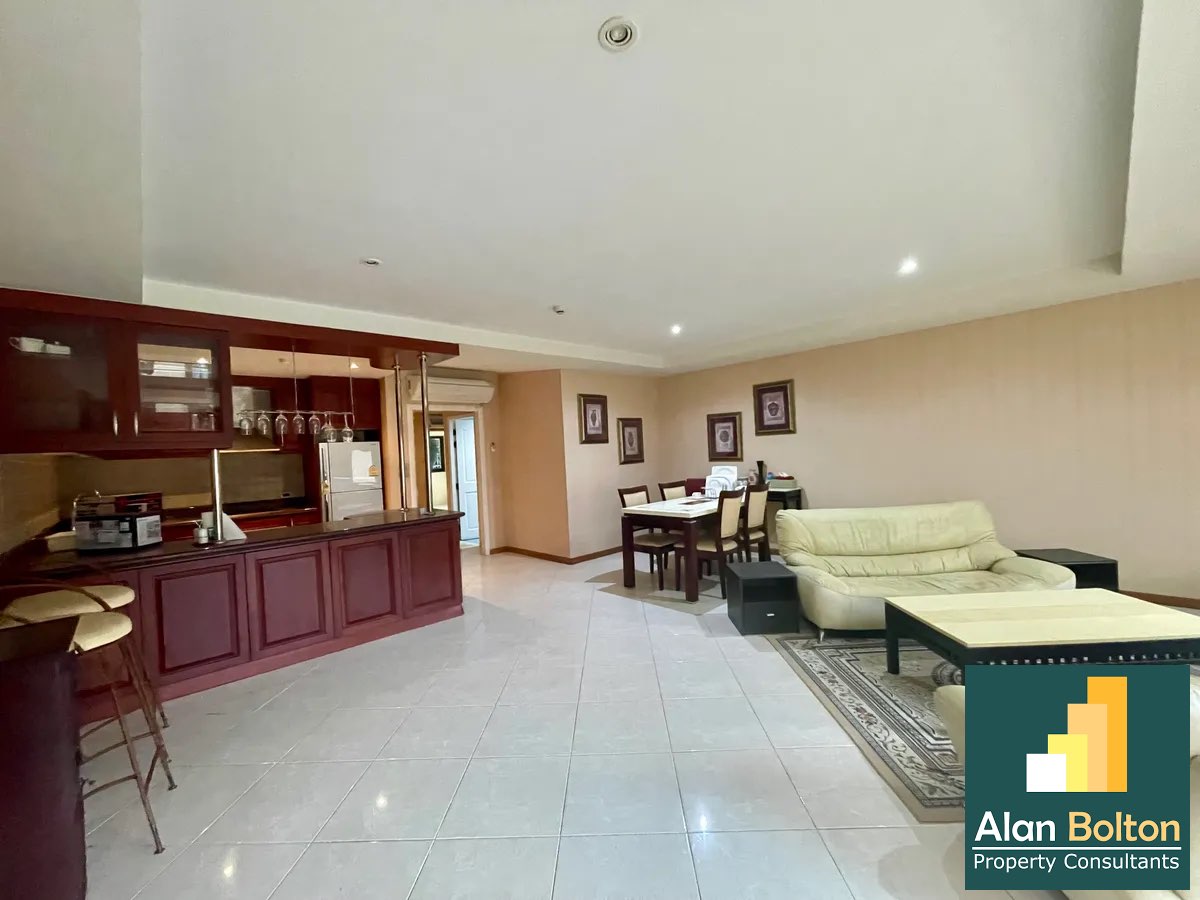 2 Bed 2 Bath Condo In Wongamat photo 3
