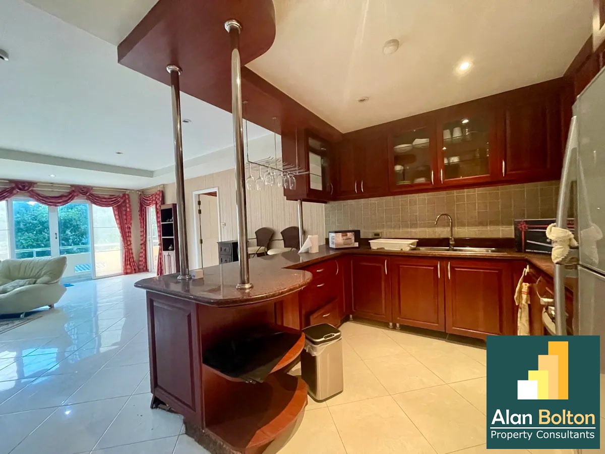 2 Bed 2 Bath Condo In Wongamat photo 9