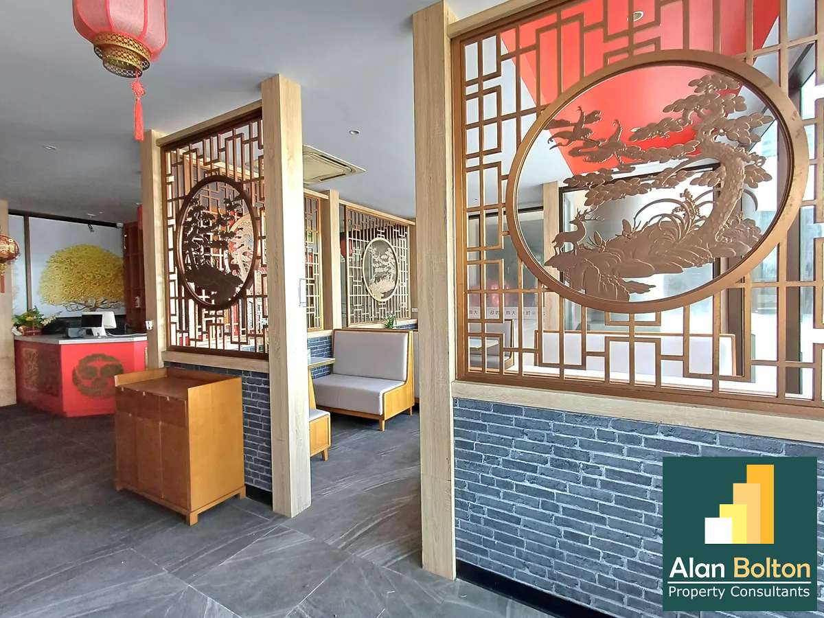 Prime Location Duplex Commercial Space in Jomtien for RENT photo 4