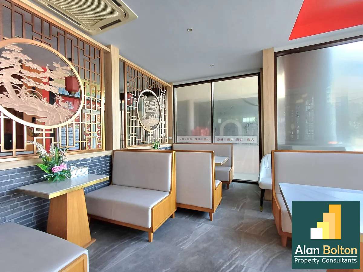 Prime Location Duplex Commercial Space in Jomtien for RENT photo 6