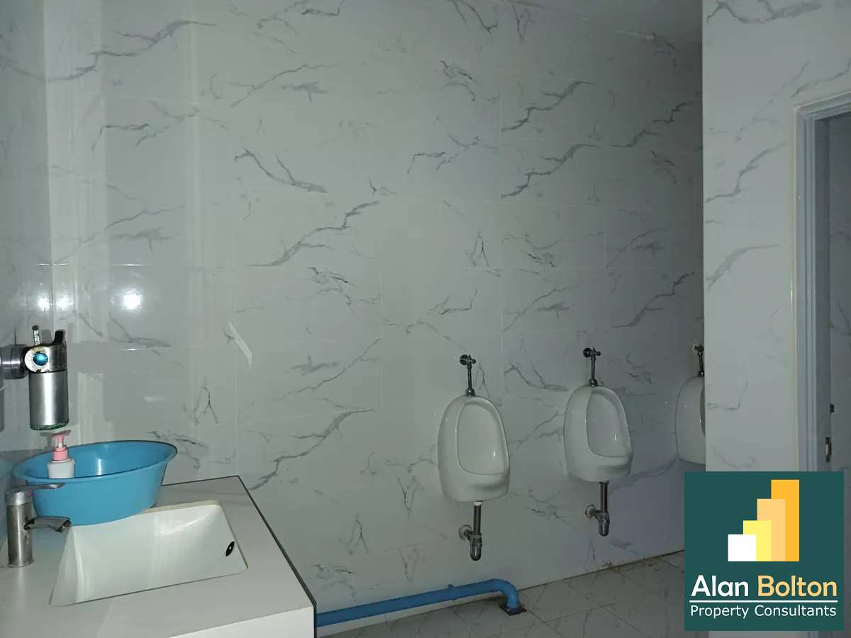 Prime Location Duplex Commercial Space in Jomtien for RENT photo 13