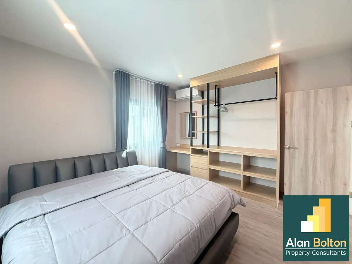 Luxury house for rent photo 23
