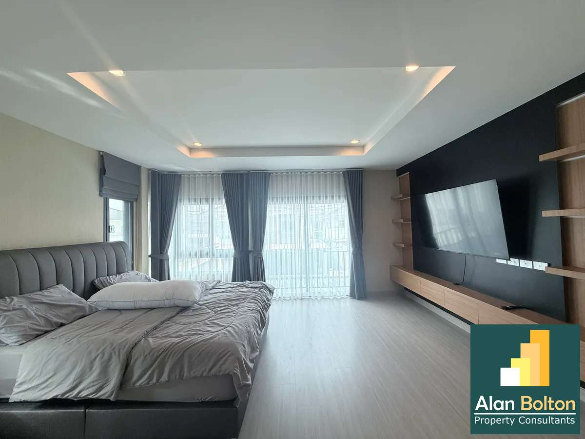Luxury house for rent photo 7
