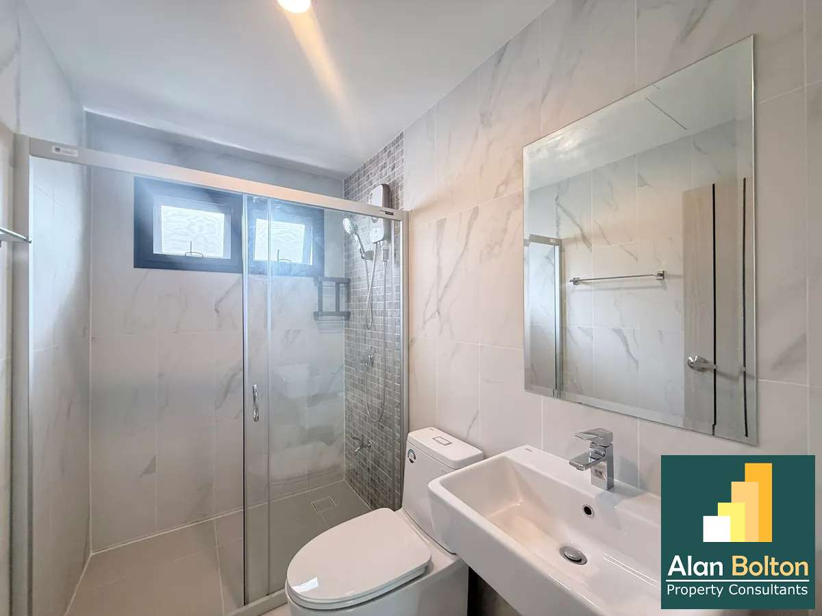 Luxury house for rent photo 8