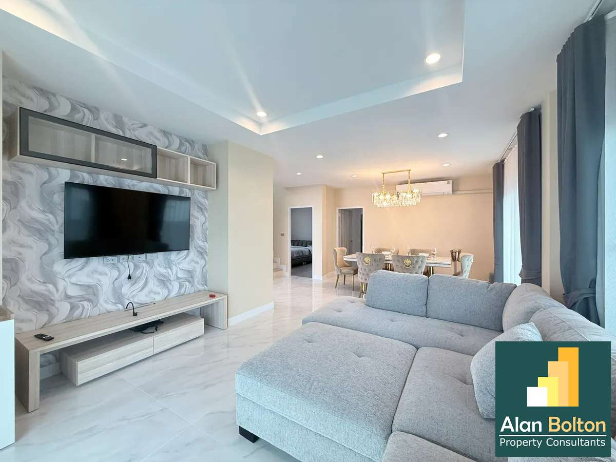 Luxury house for rent photo 12