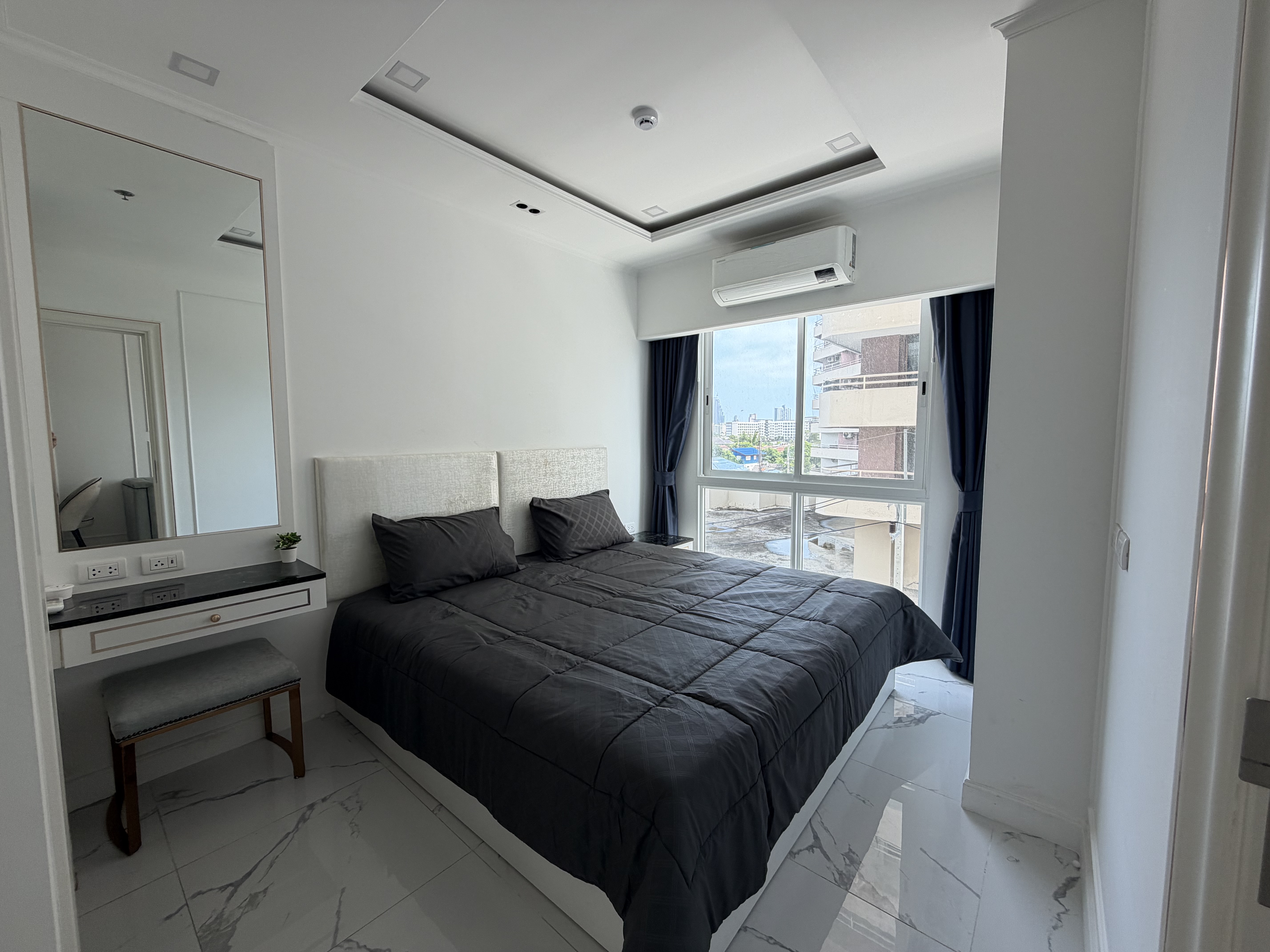 One Bedroom Condo For sale in Jomtien photo 12