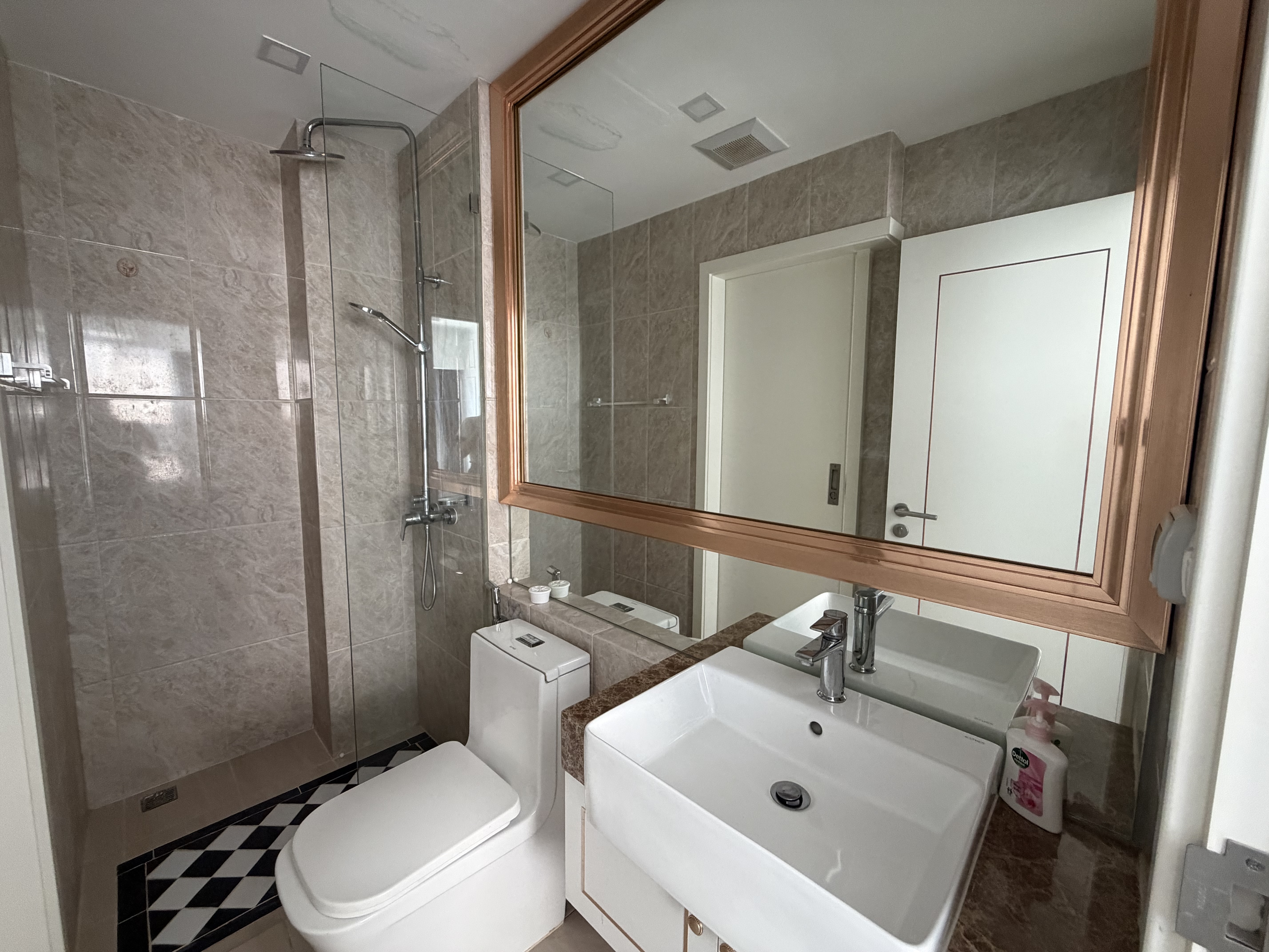 One Bedroom Condo For sale in Jomtien photo 13