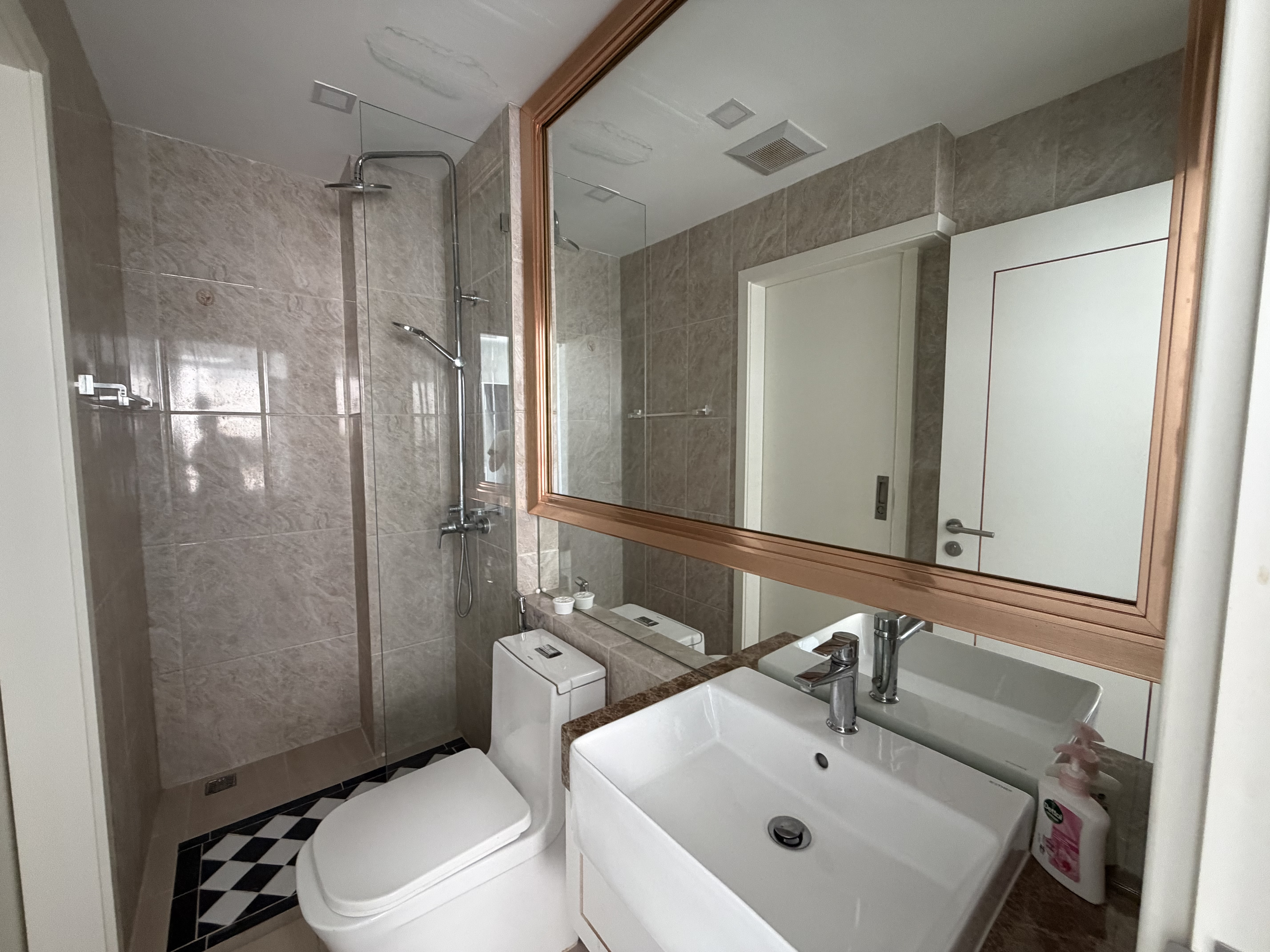 One Bedroom Condo For sale in Jomtien photo 14