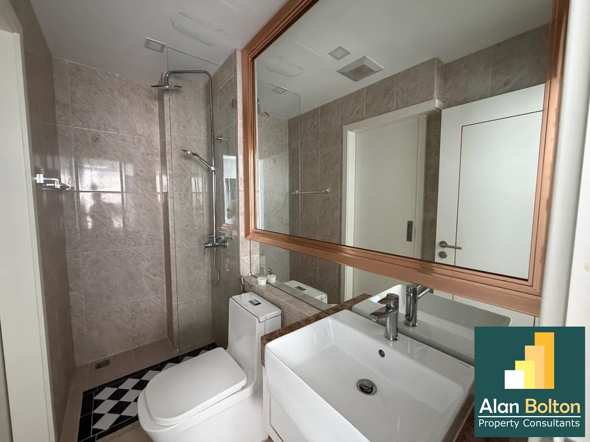 One Bedroom Condo For sale in Jomtien photo 7