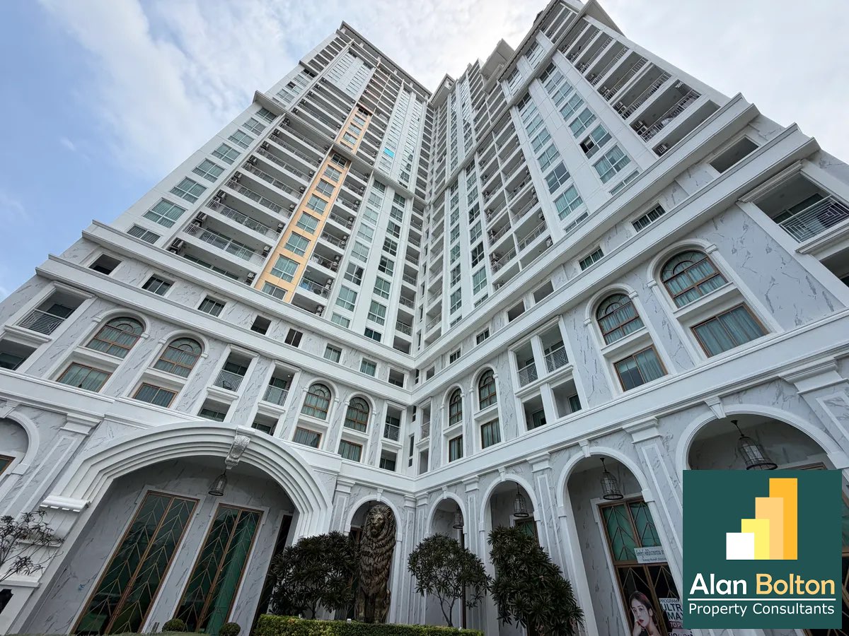 One Bedroom Condo For sale in Jomtien