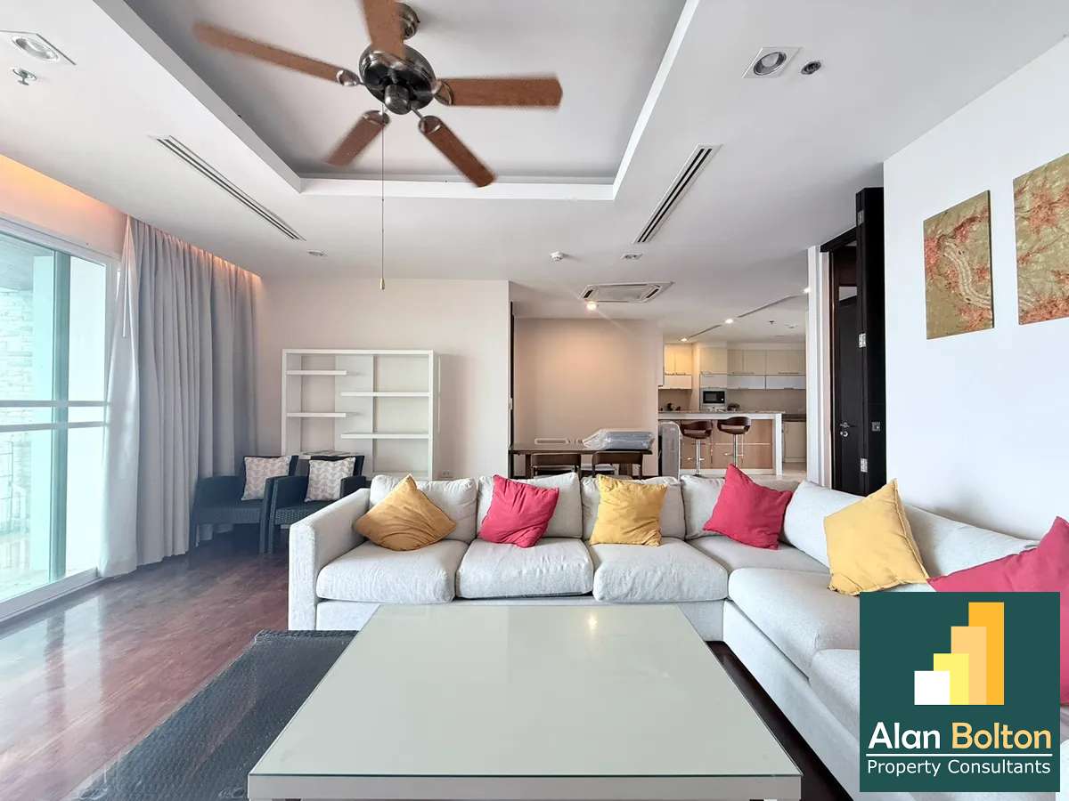 Beachfront Two Bedroom condominium For Rent in Naklua photo 7