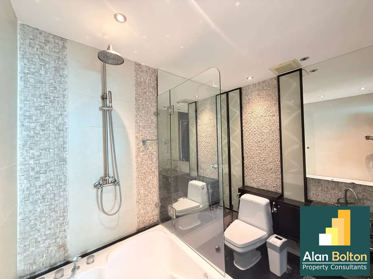 Beachfront Two Bedroom condominium For Rent in Naklua photo 13