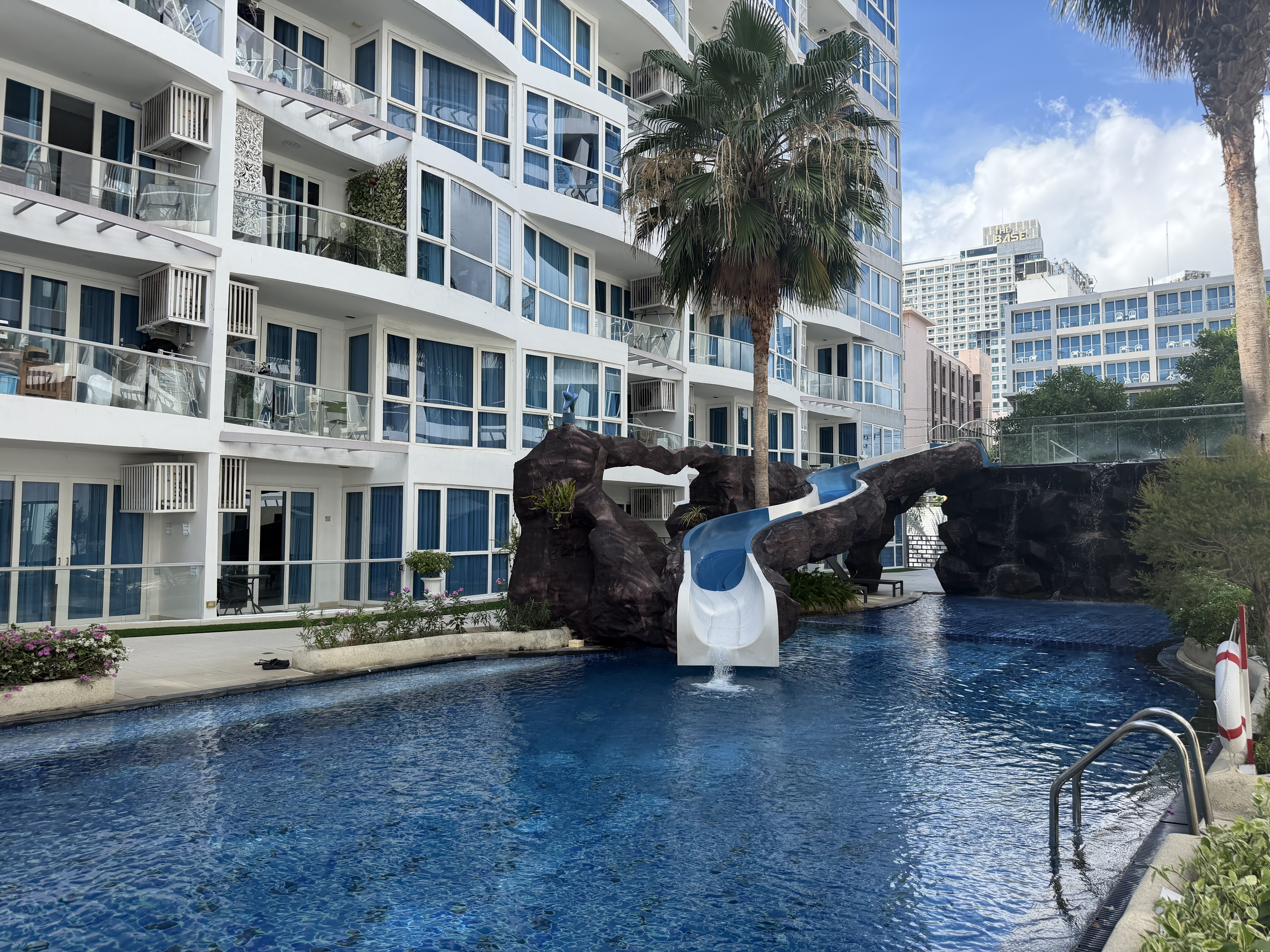 3 Bedroom Condo For Sale In Central Pattaya photo 15