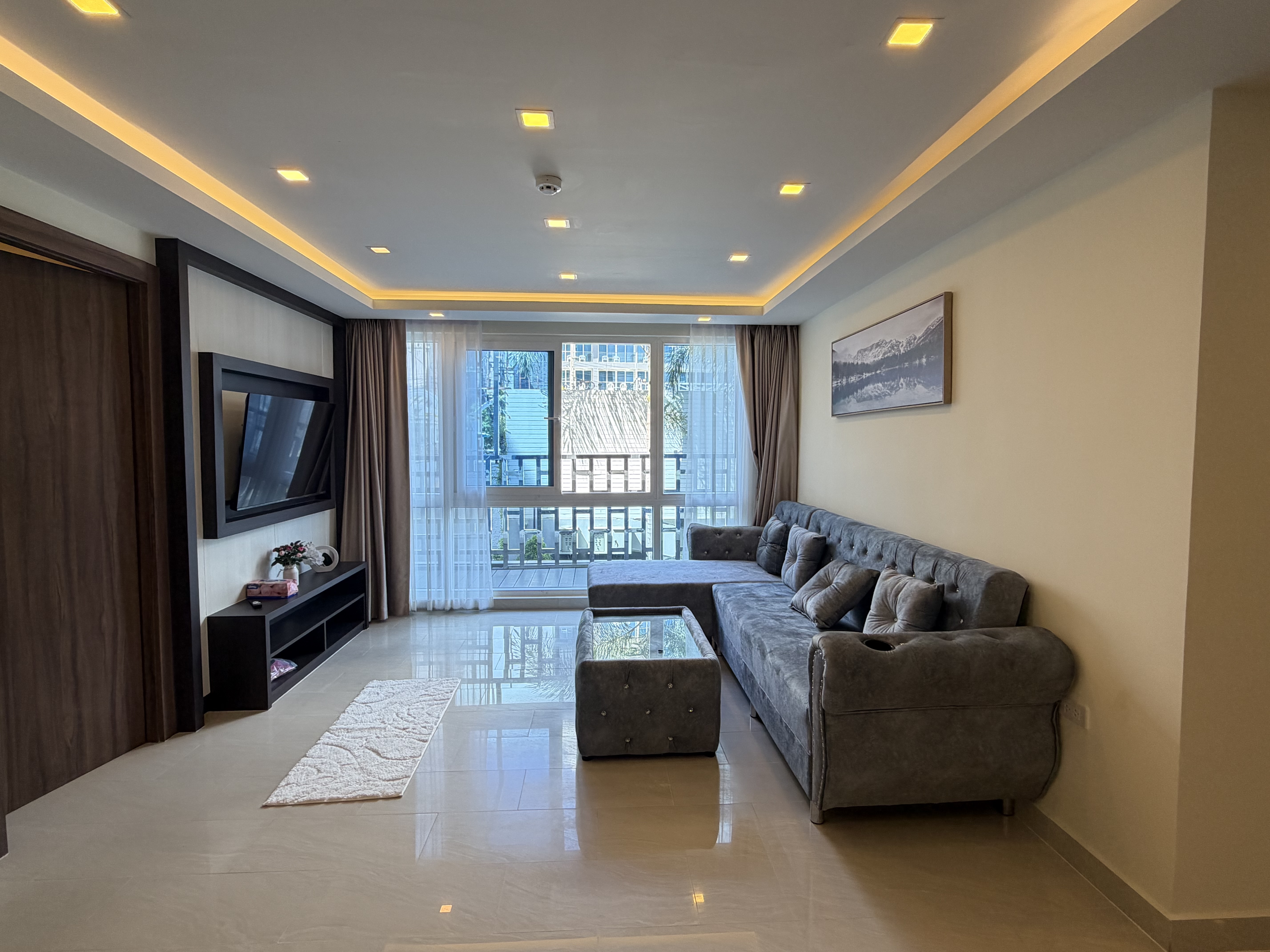 3 Bedroom Condo For Sale In Central Pattaya photo 17