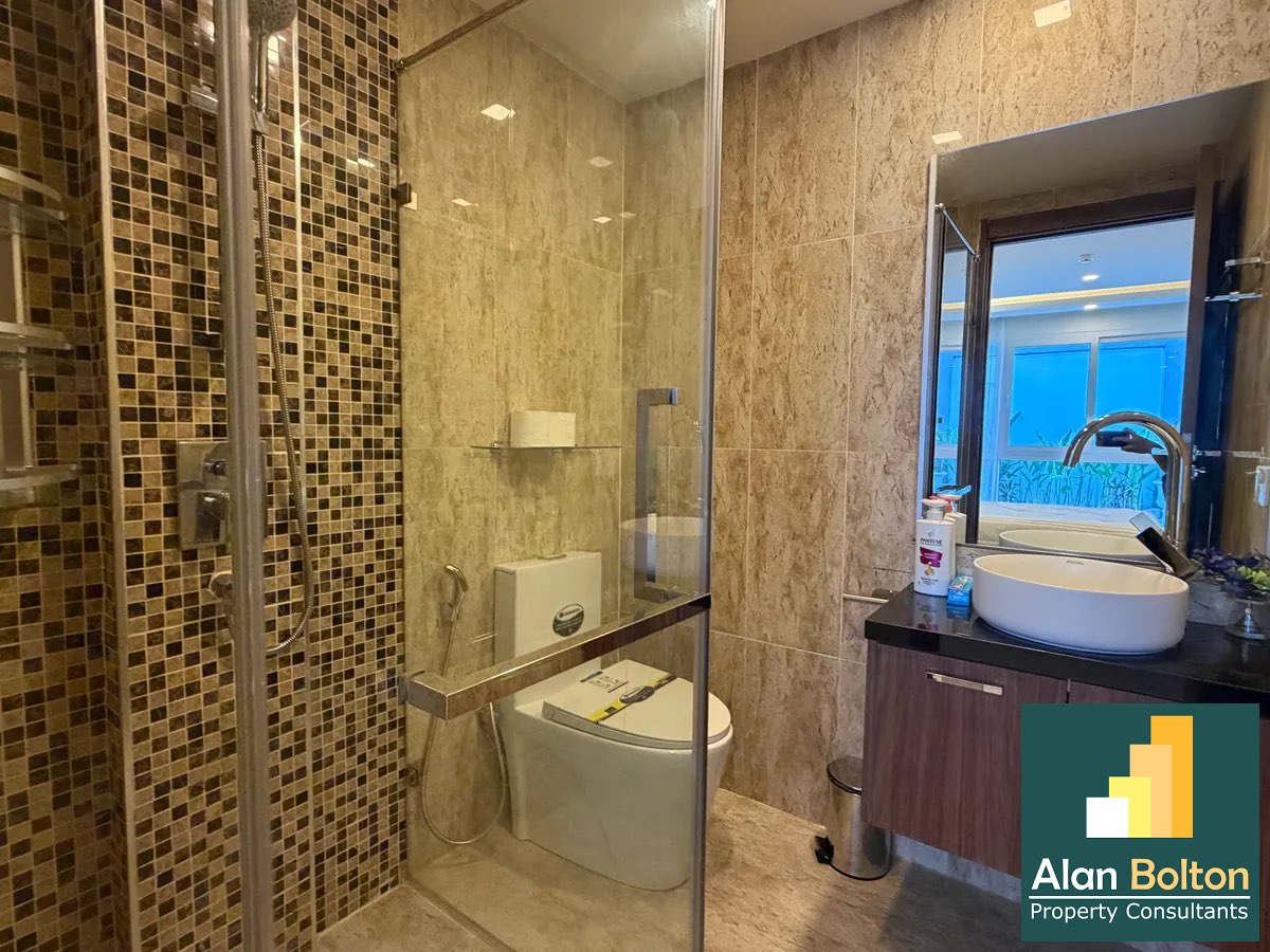 3 Bedroom Condo For Sale In Central Pattaya photo 12