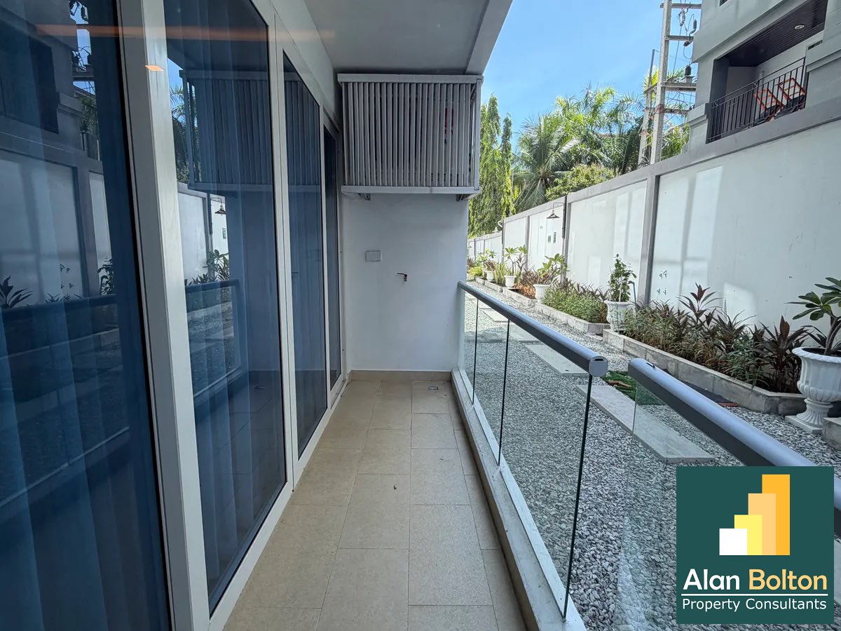 3 Bedroom Condo For Sale In Central Pattaya photo 9