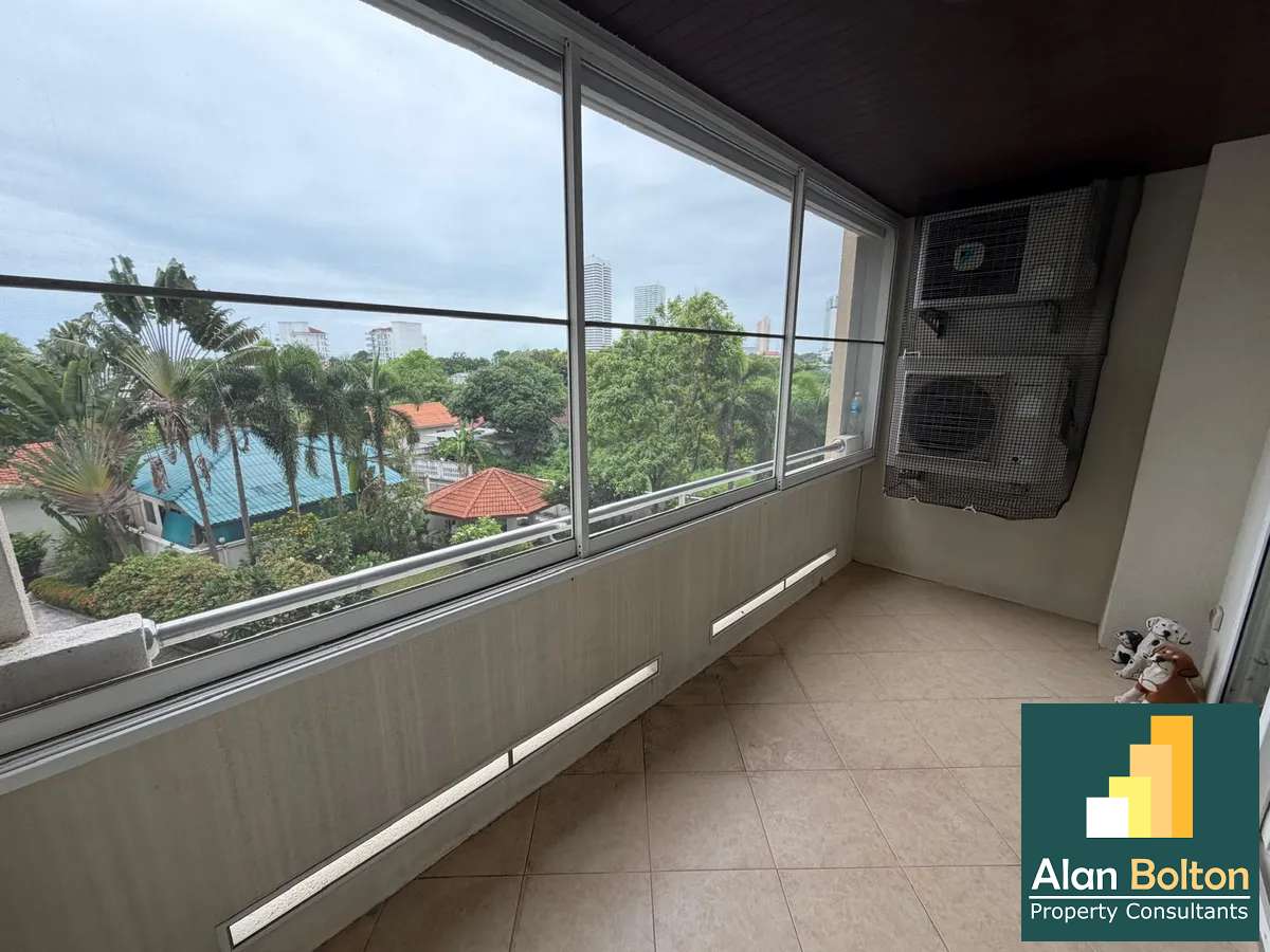 One Bedroom Two Bathroom Condo in Na Jomtien photo 6