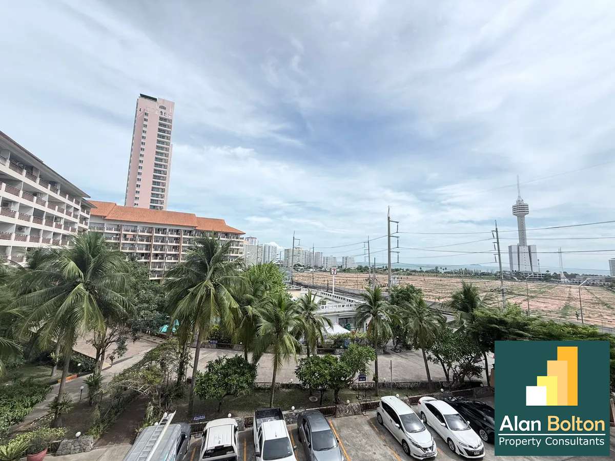 2 Bed 2 Bath in Jomtien CR2653 photo 3