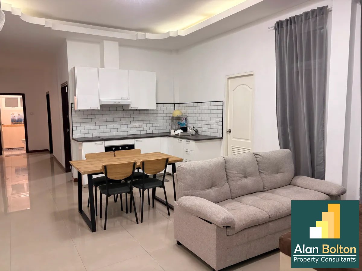 4 Bedrooms 2 Bathrooms in East pattaya photo 7