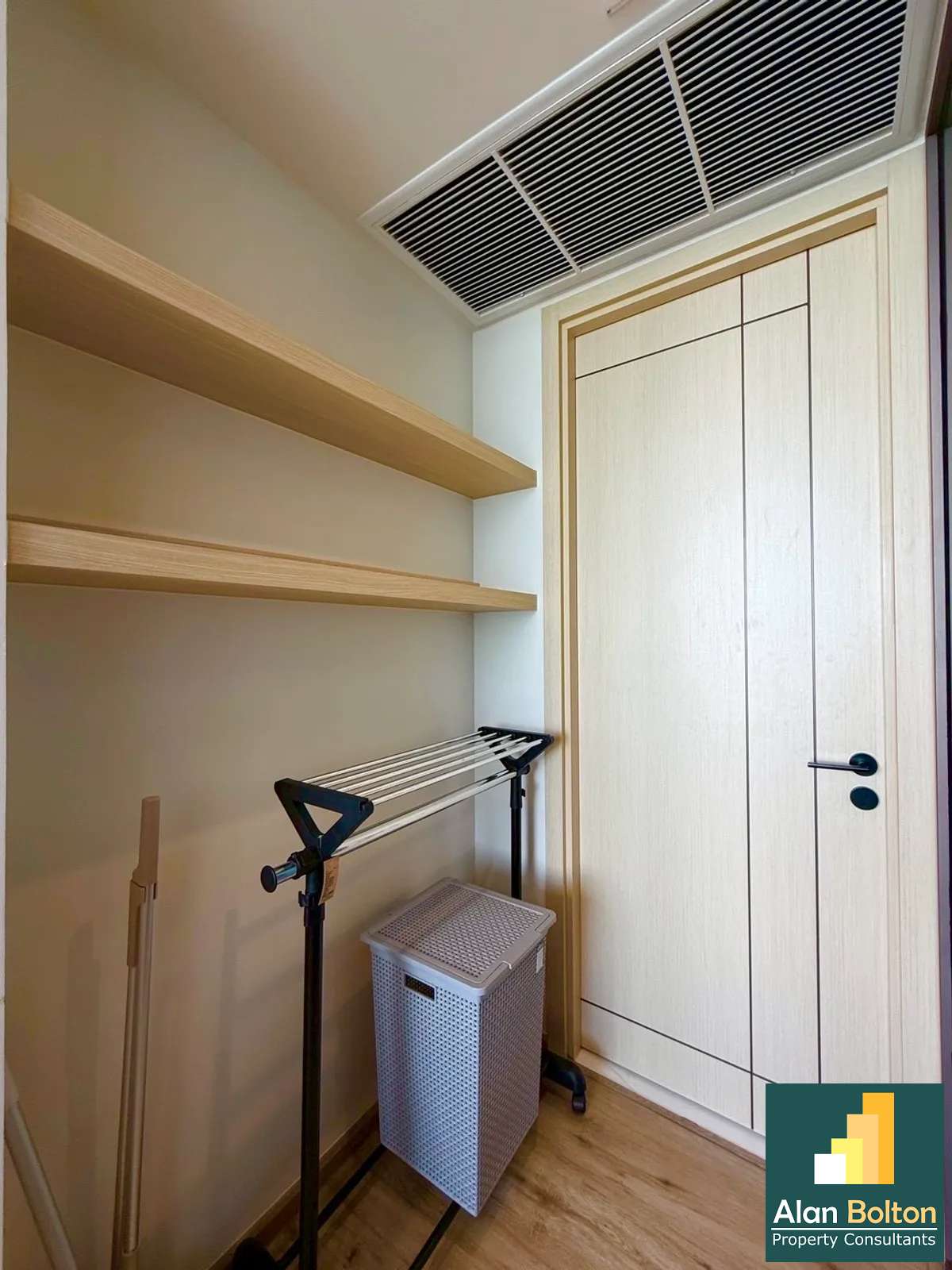 Ocean View Studio 1 Bathroom in Wongamat photo 5