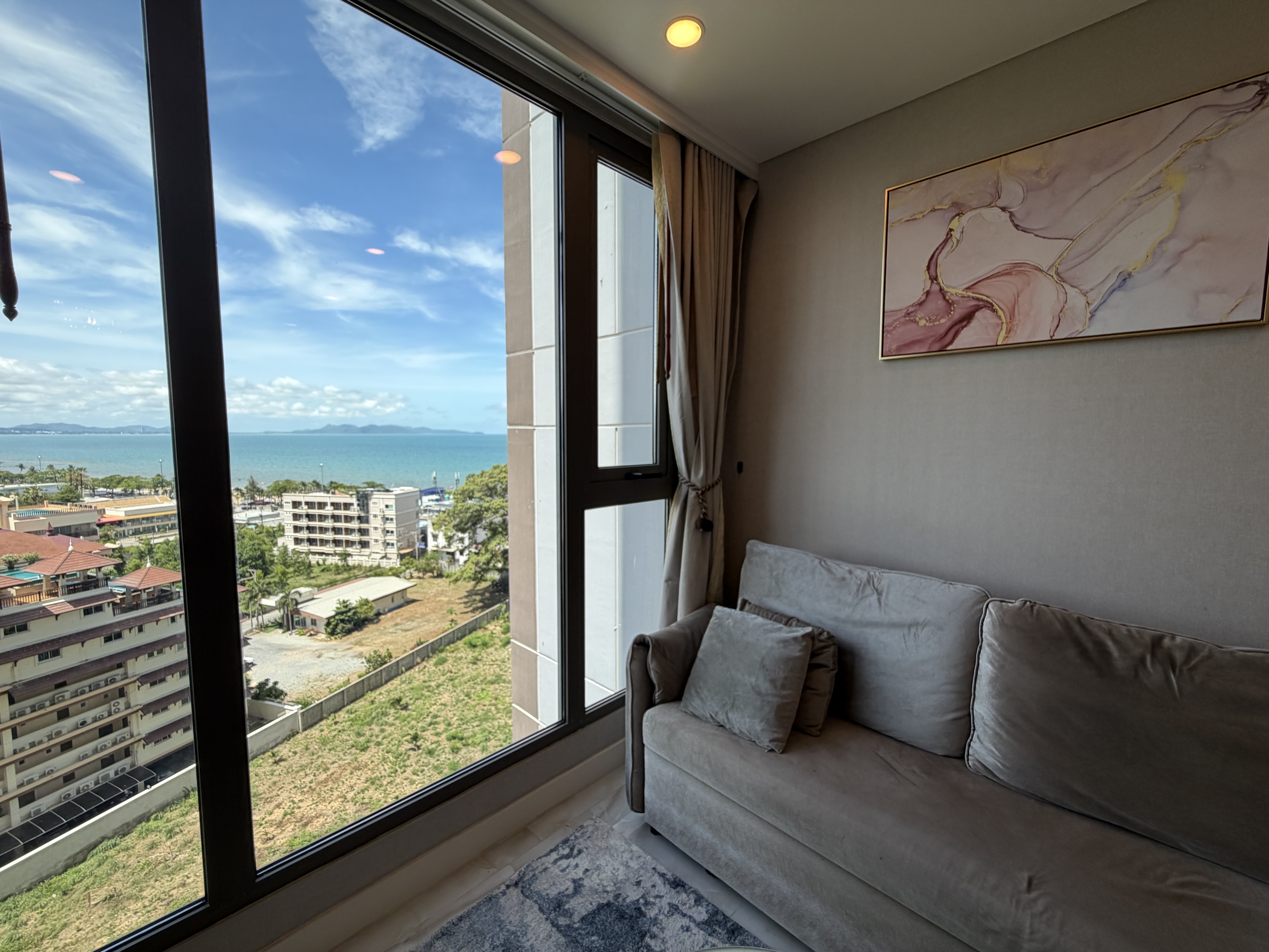 One bedroom Condo for rent photo 10