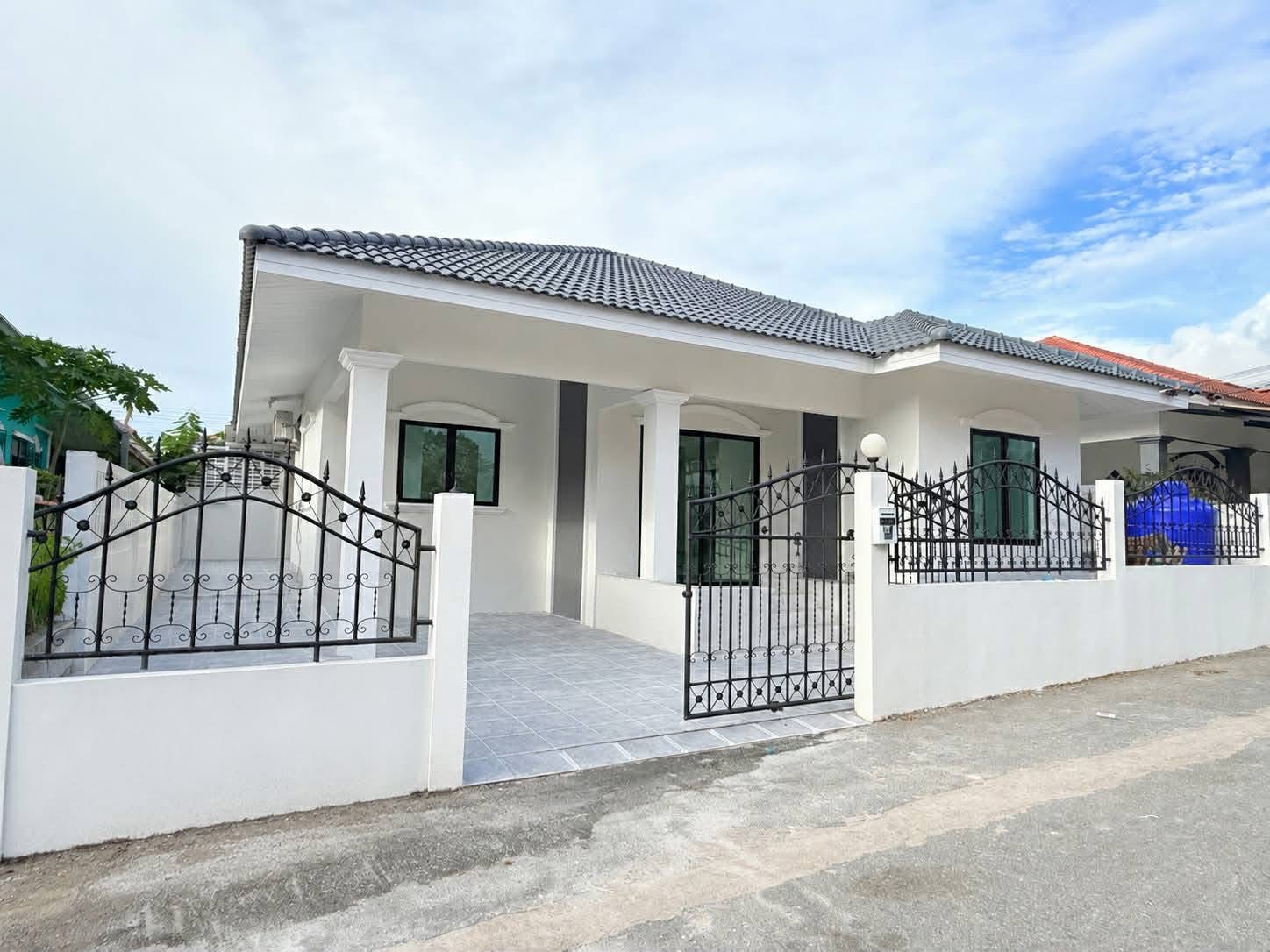 House for Rent – Available Now photo 17