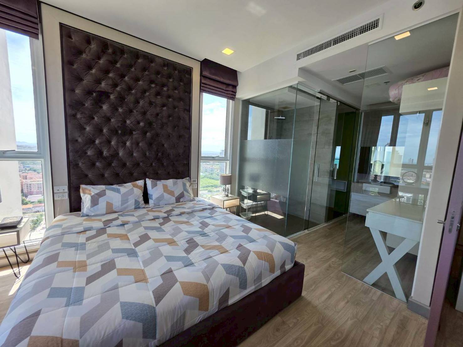 Stunning Beachfront with a amazing Sea View 1 bedroom 1 bathroom in Cetus Beachfront Jomtien for RENT photo 13