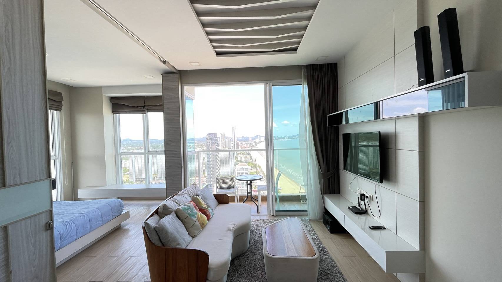 Stunning Beachfront with a amazing Sea View 1 bedroom 1 bathroom in Cetus Beachfront Jomtien for RENT photo 20