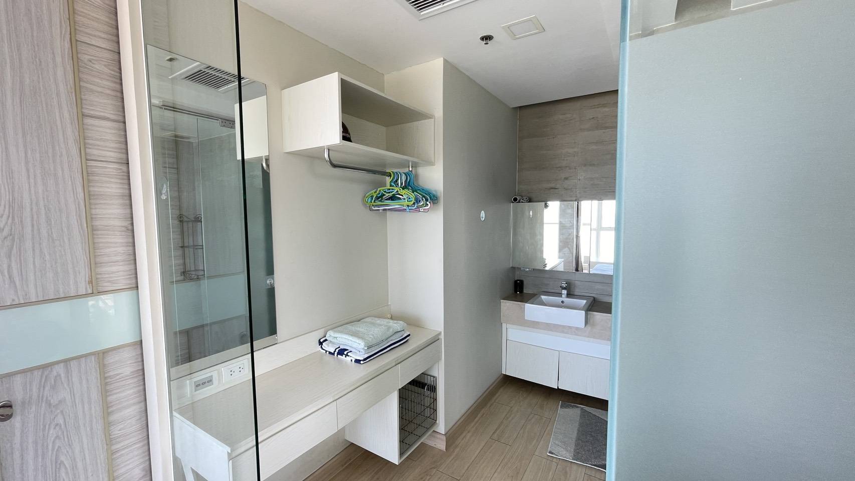 Stunning Beachfront with a amazing Sea View 1 bedroom 1 bathroom in Cetus Beachfront Jomtien for RENT photo 21