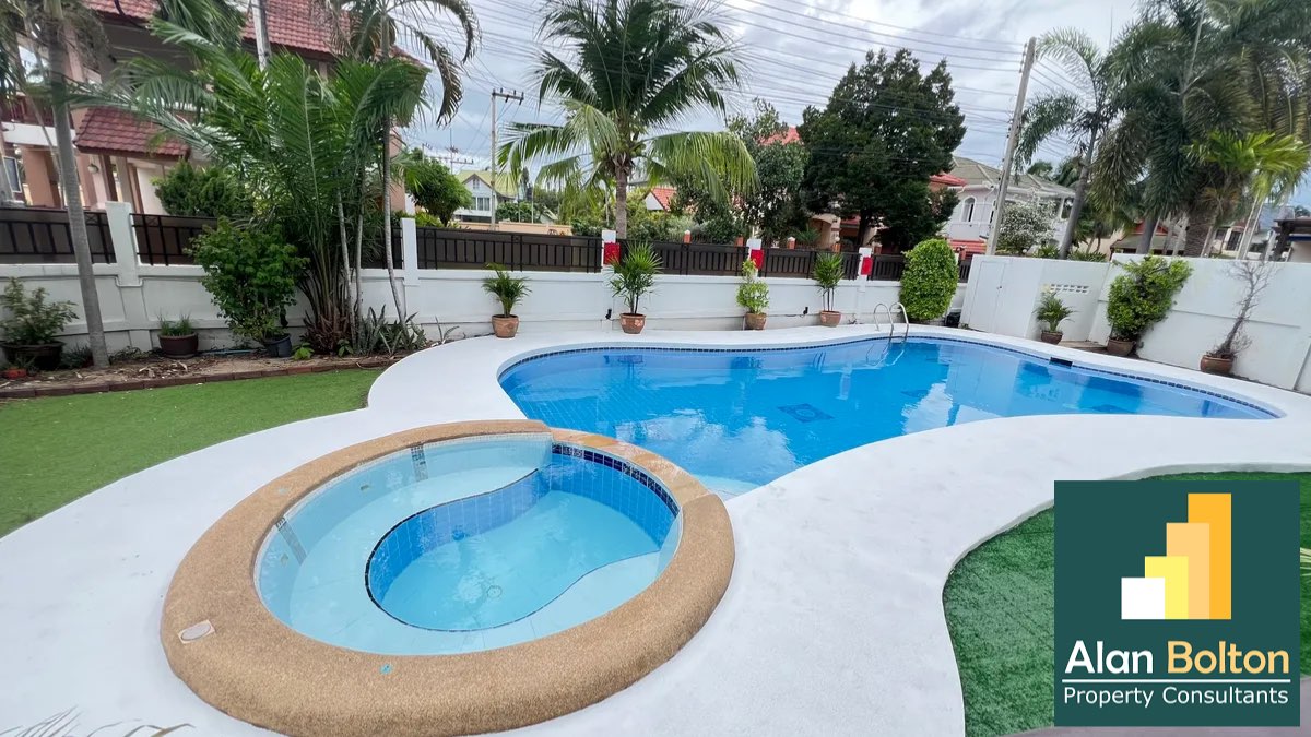 Pool villa 6 Bedroom 6 Bathroom in East Pattaya photo 8