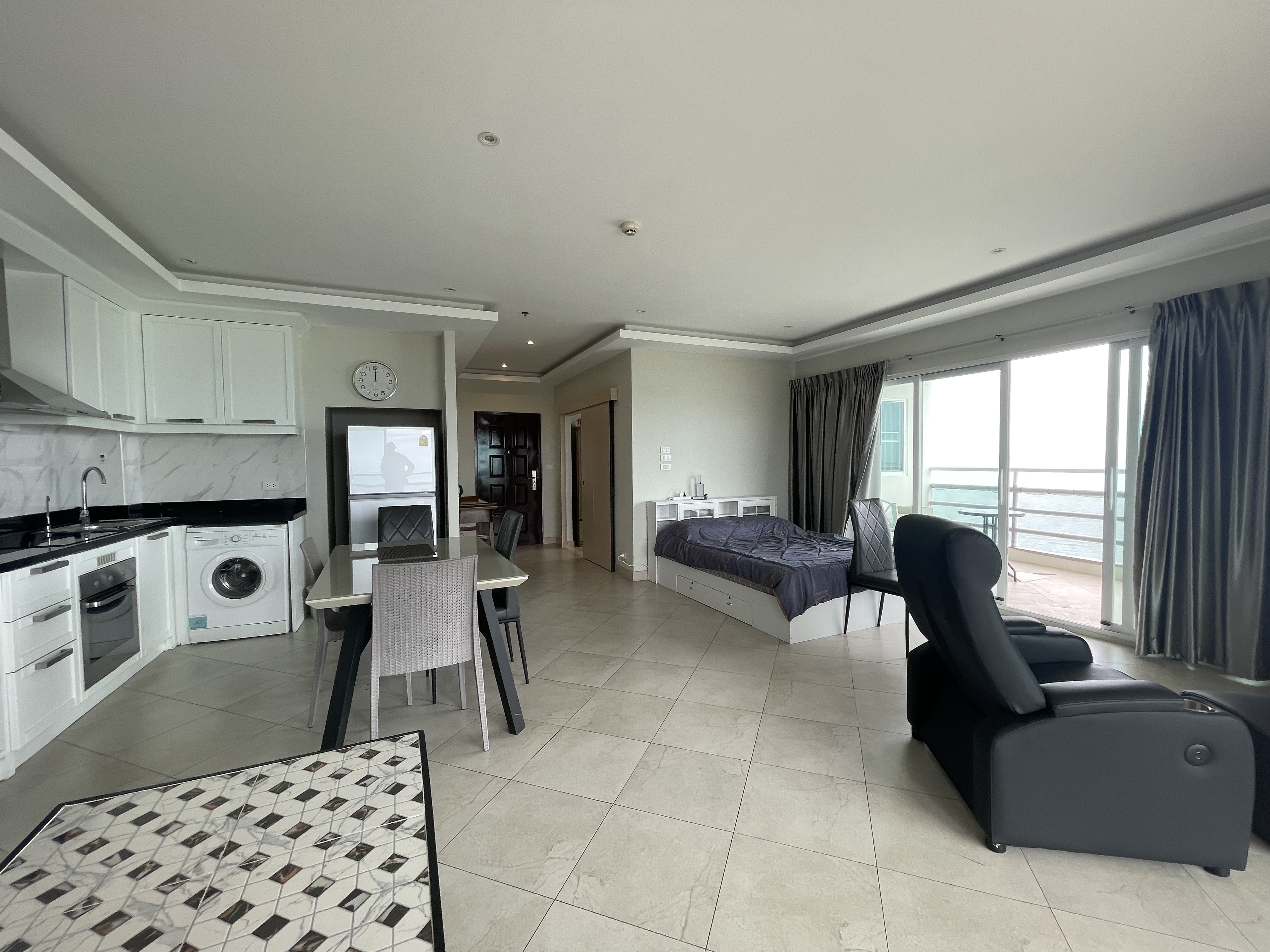 View Talay 7 For Rent Large Corner Sea View photo 19