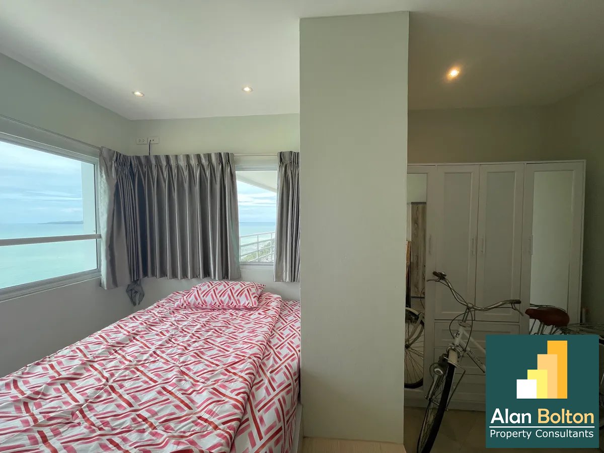 View Talay 7 For Rent Large Corner Sea View photo 9