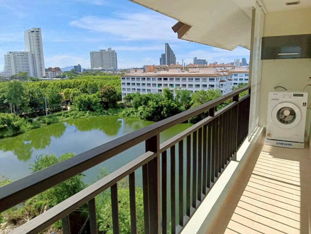 Spacious Modern Style Condo 3 bedrooms 2 bathrooms in Thepprasit for RENT photo 14