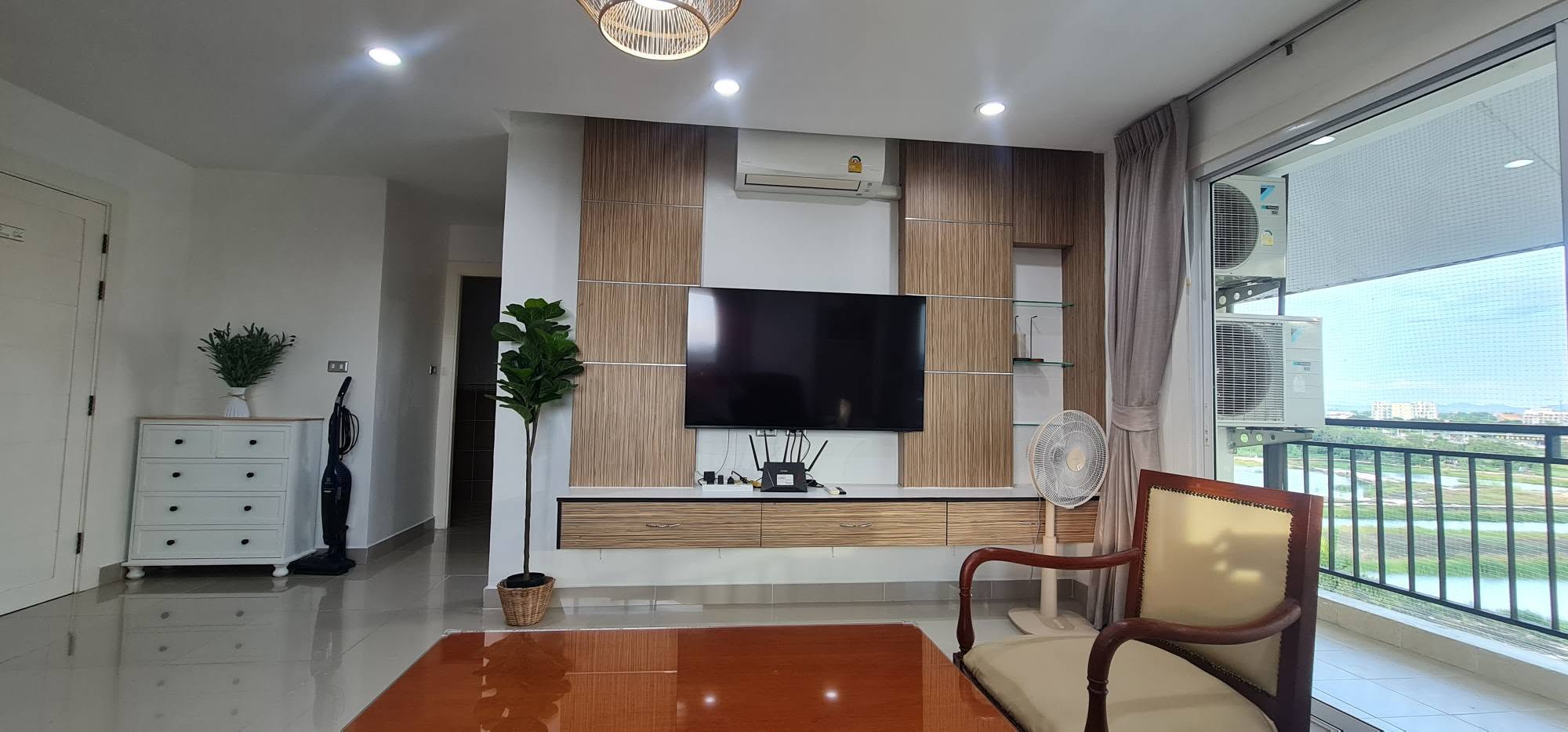 Spacious Modern Style Condo 3 bedrooms 2 bathrooms in Thepprasit for RENT photo 15