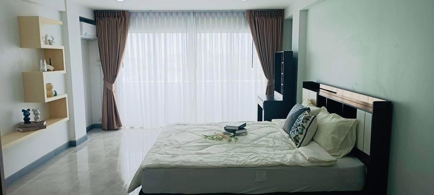 Spacious Modern Style Condo 3 bedrooms 2 bathrooms in Thepprasit for RENT photo 33