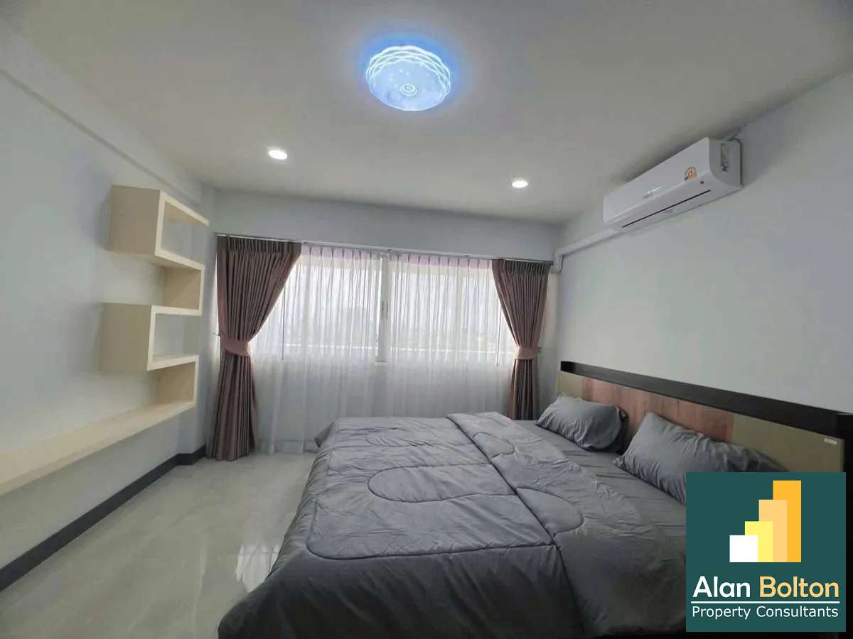 Spacious Modern Style Condo 3 bedrooms 2 bathrooms in Thepprasit for RENT photo 10