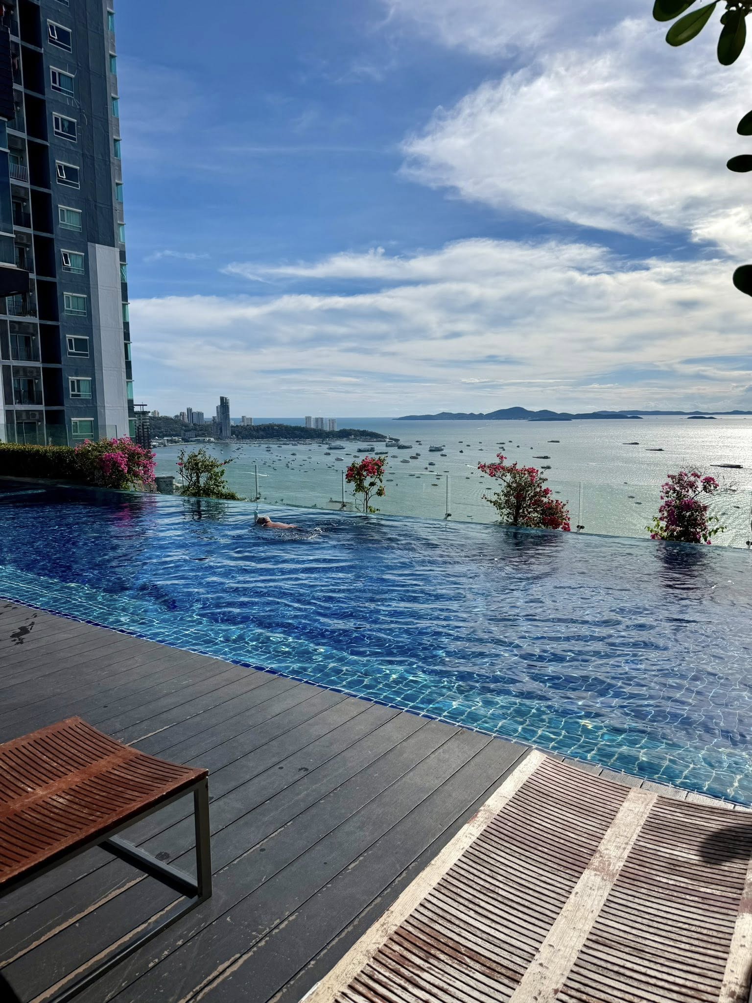 One Bedroom Condo For Rent photo 15