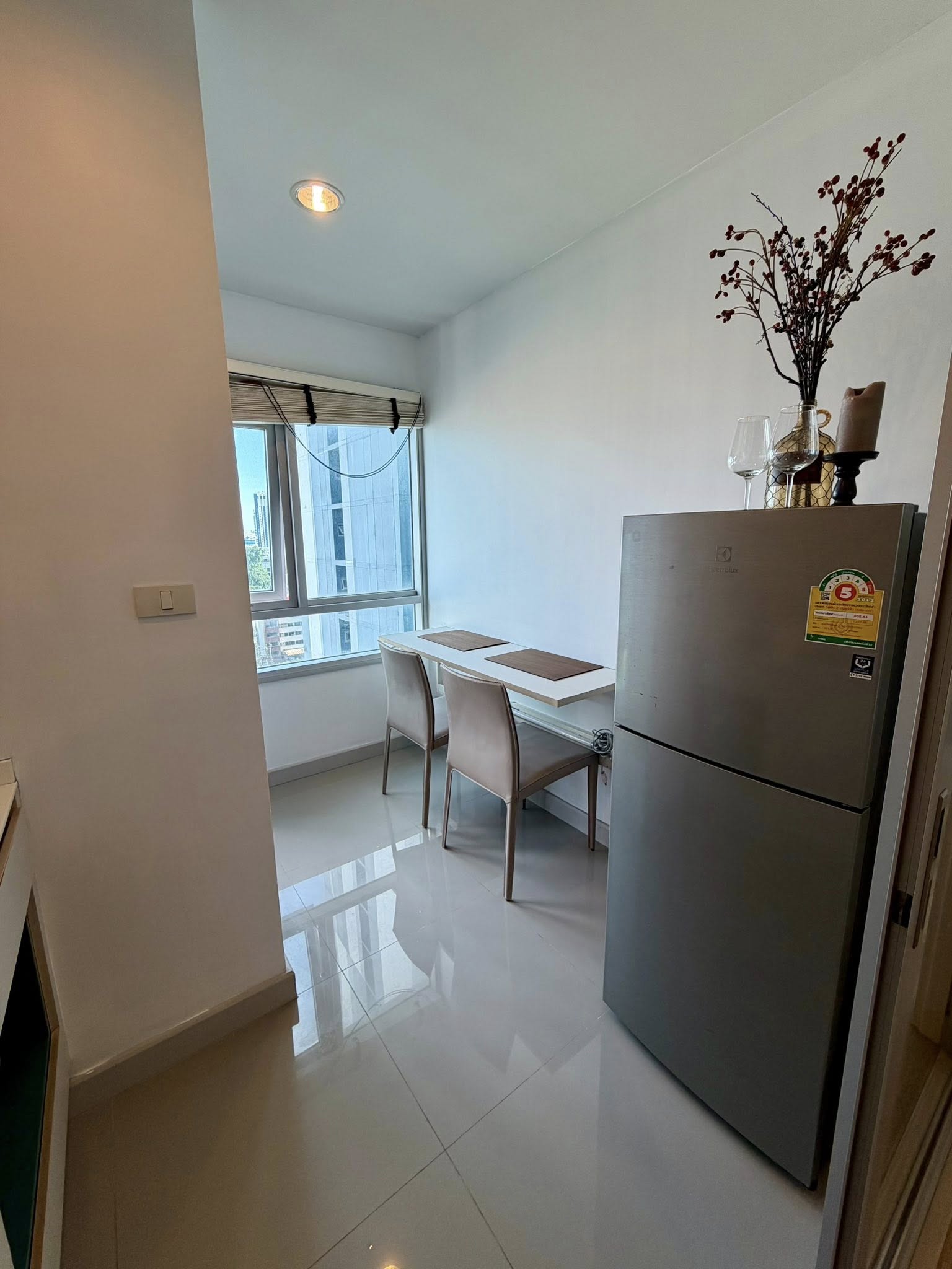 One Bedroom Condo For Rent photo 20
